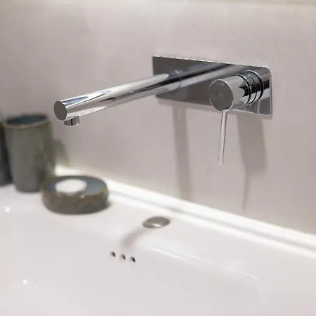 Nuebazaar Appartamento Tirana