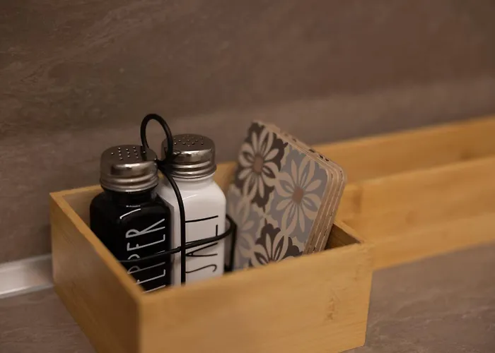 Nuebazaar Apartment *