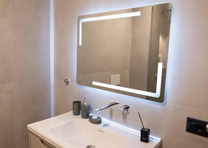 Apartment Nuebazaar Tirana