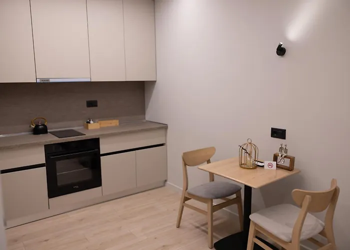 Nuebazaar Apartment *